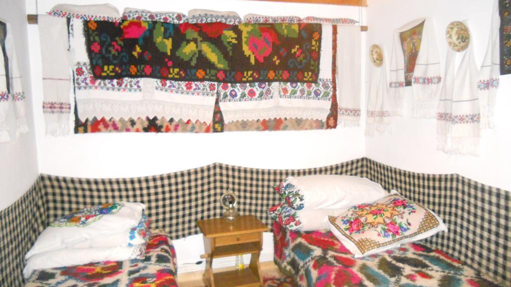 Busta House Hotel Bogdan Voda Room photo