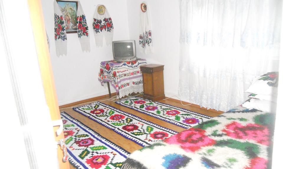 Busta House Hotel Bogdan Voda Room photo